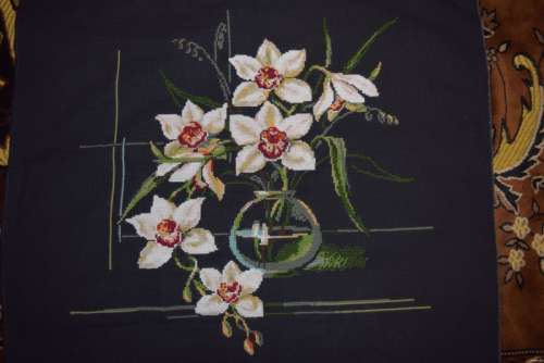 Продаю вышитую картину Риолис "Орхидеи"