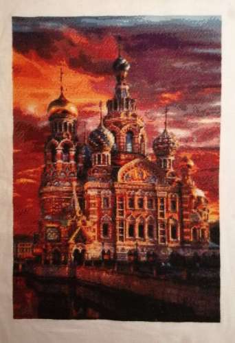 Продаю вышитую картину «Кафедральный собор СПб»