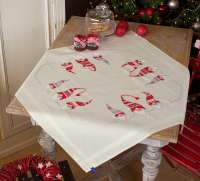 Набор для вышивания скатерти VERVACO арт. vervaco.PN-0155211 "Рождественские гномы"