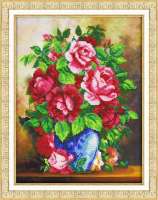 Набор для вышивания бисером Паутинка арт.Б1258 Ваза с розами